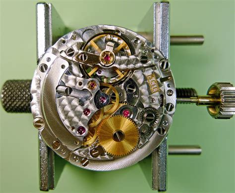 aufzugwelle rolex|Rolex Caliber 3135 – A Time Tested Movement .